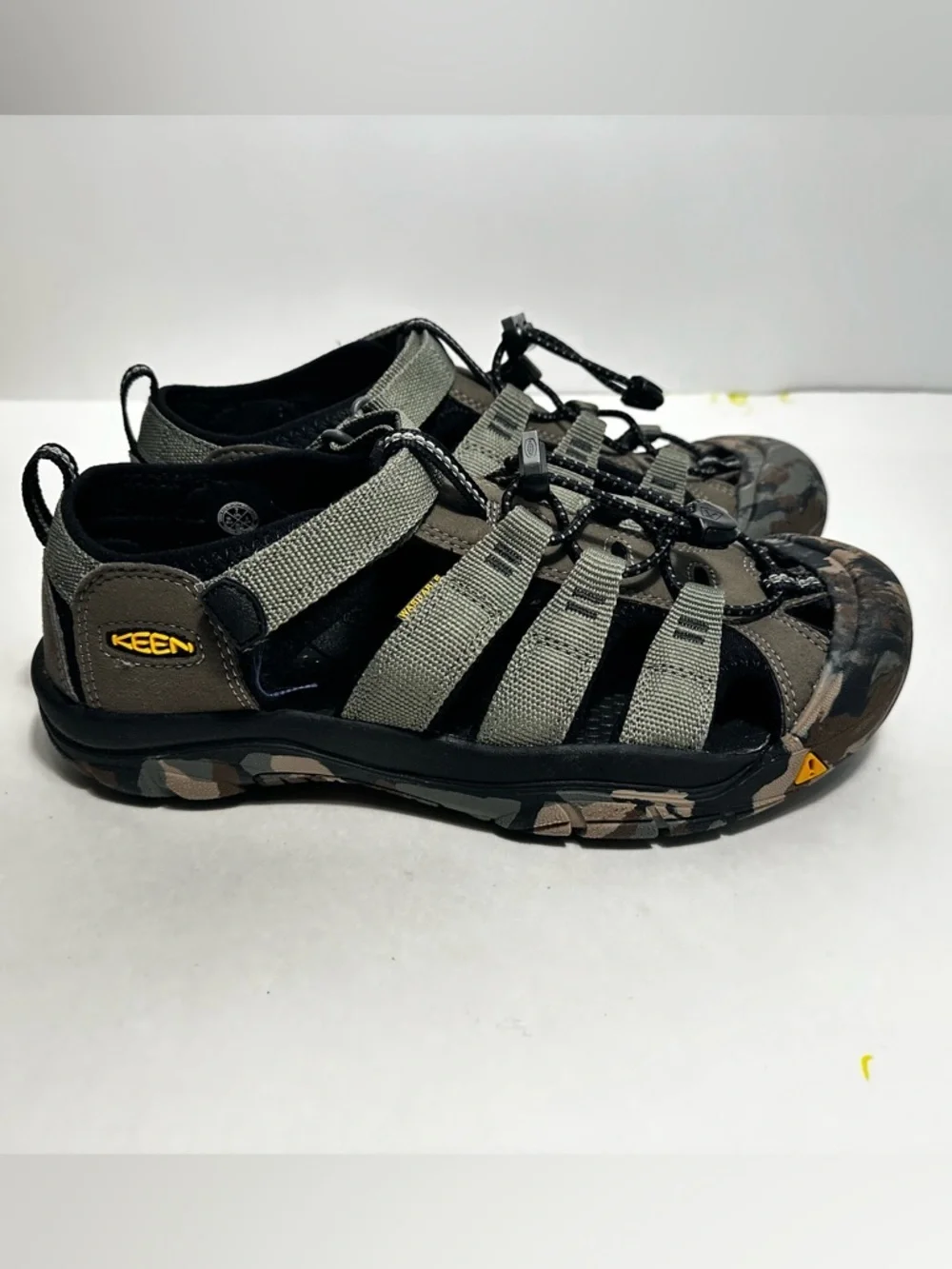 KEEN Men's Newport H2 Sandal in Camouflage - Drawstring Size US 7.0